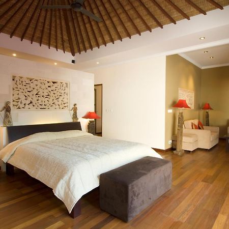 Ellora Villa Sanur Esterno foto